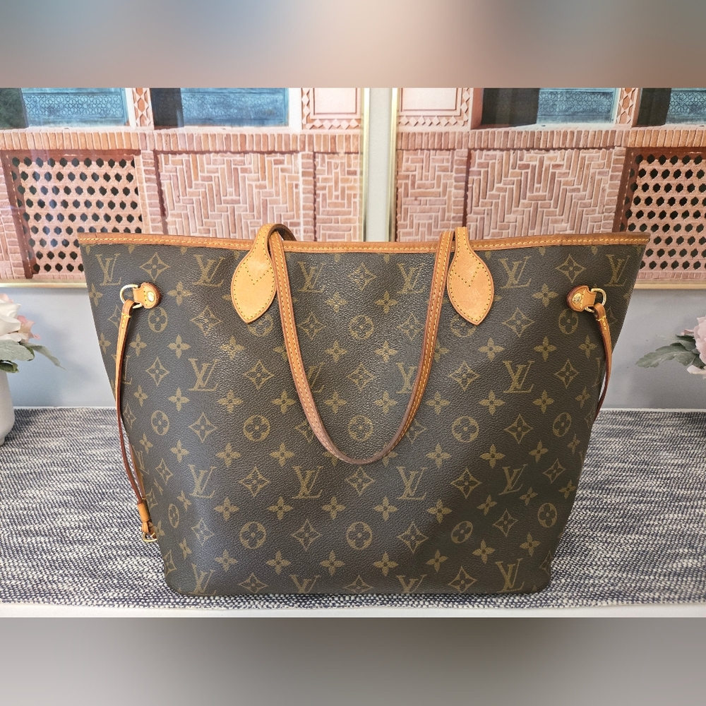 Louis Vuitton Neverfull MM